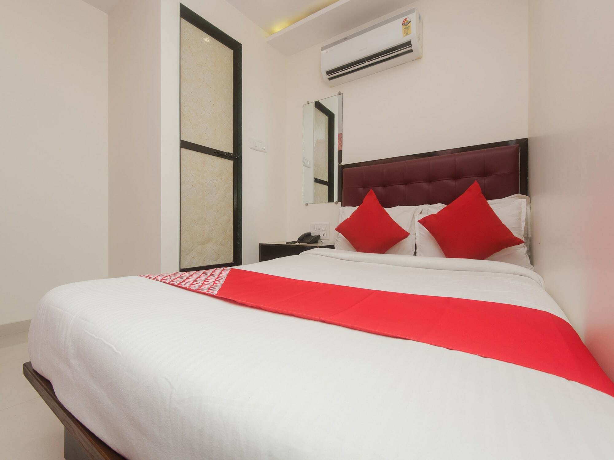 Hotel Mantra Residency Mumbai Exterior photo